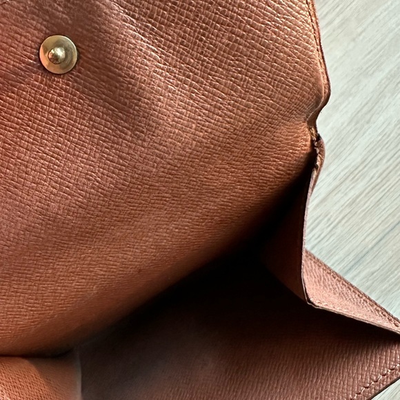 Authentic LOUIS VUITTON Monogram Portefeiulle Elise Leather Wallet - Picture 4 of 6